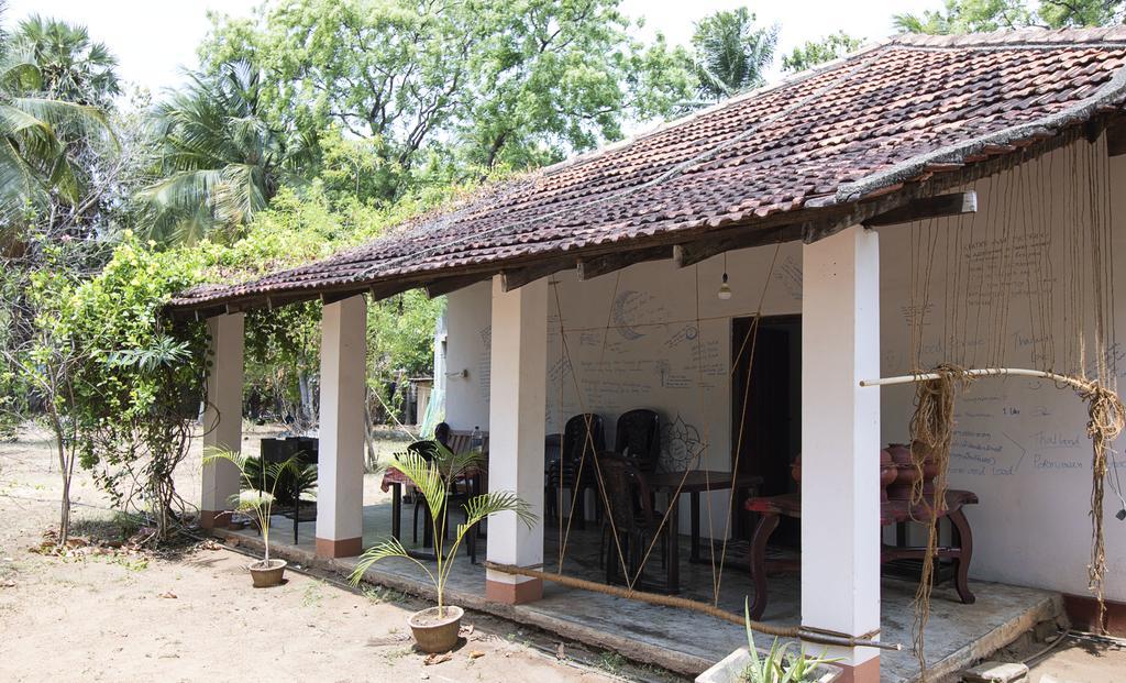Neem Beach House Trincomalee Exterior photo