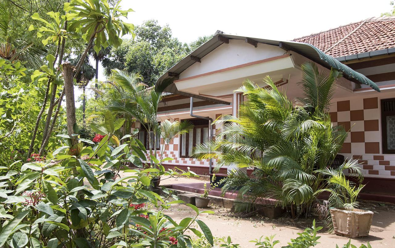 Neem Beach House Hotel Trincomalee Exterior photo