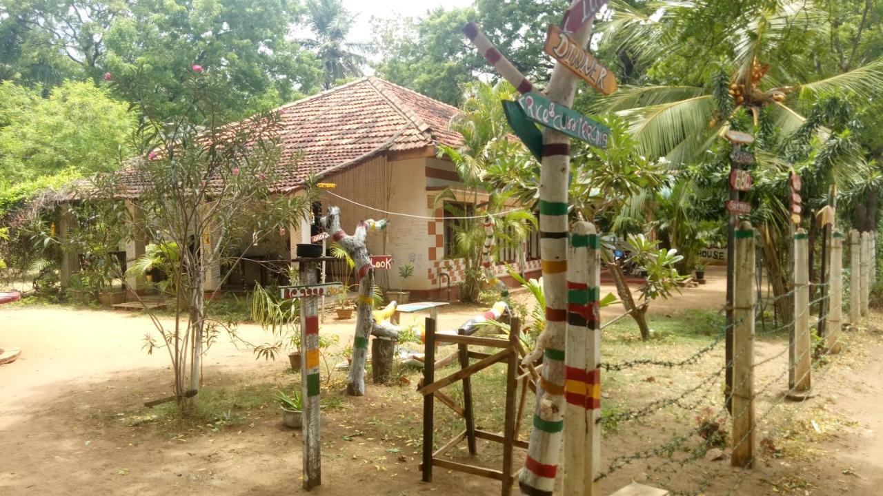 Neem Beach House Hotel Trincomalee Exterior photo