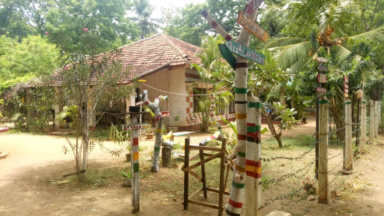 Neem Beach House Trincomalee Exterior photo