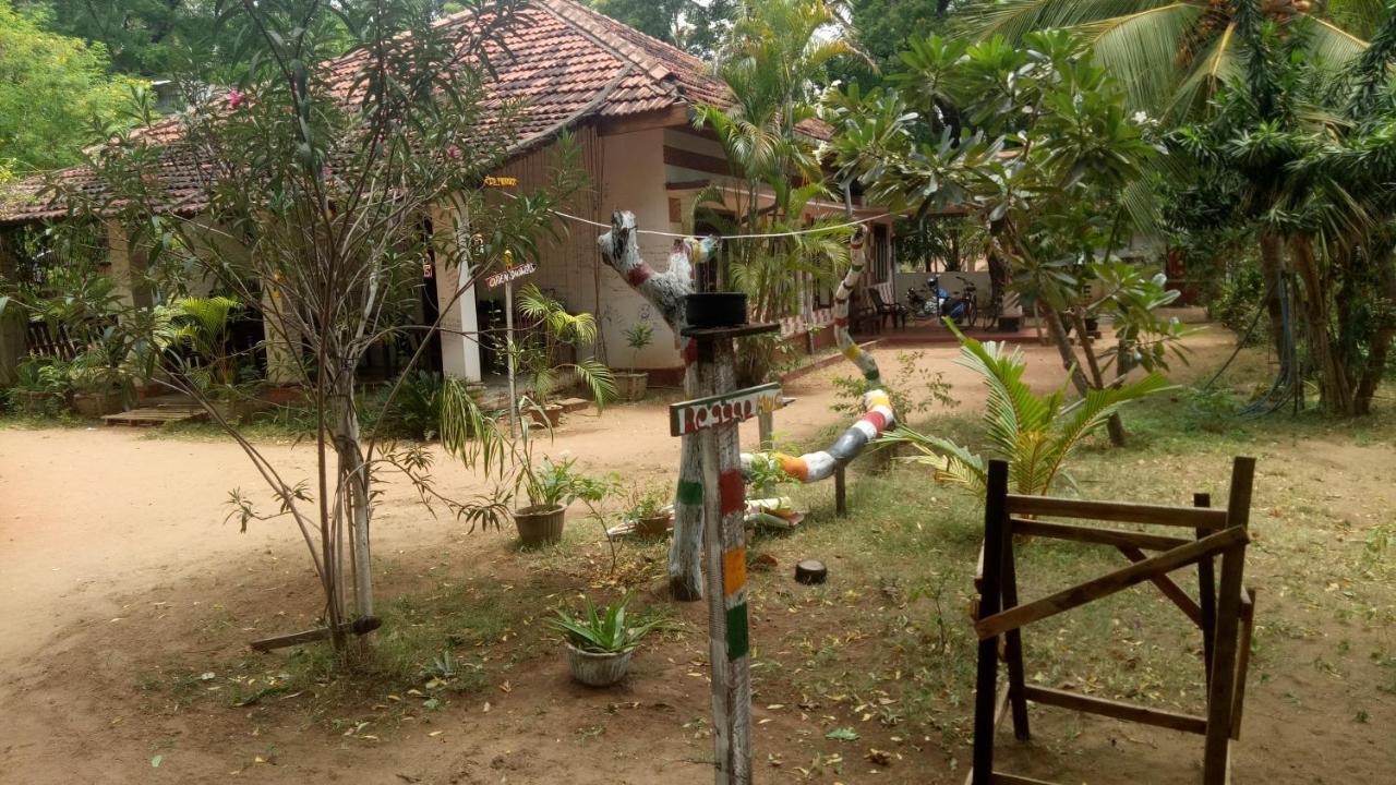 Neem Beach House Hotel Trincomalee Exterior photo